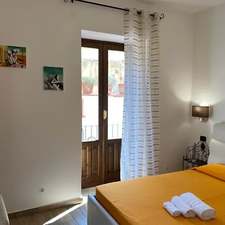Vittoria Apartamento Syracuse